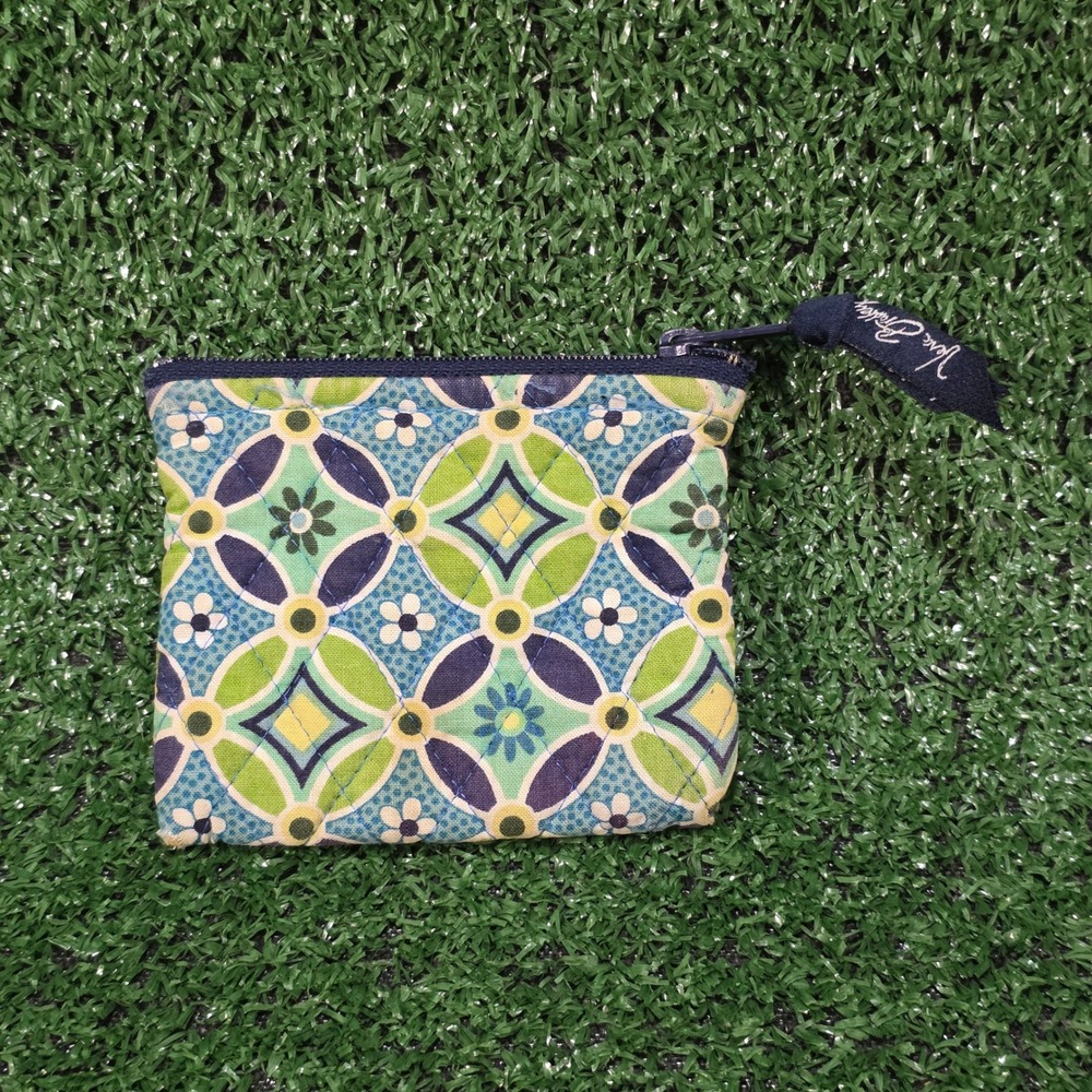 Vera Bradley Small Coin Purse in Daisy Daisy - Picture 2 of 4